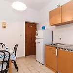One-bedroom In بوسيدارجي