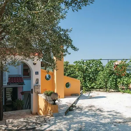 Appartamento 1 Bedroom Cozy In *